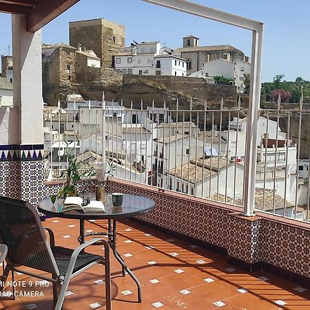 Casa De Las Lanzas Setenil De Las Bodegas Exterior foto