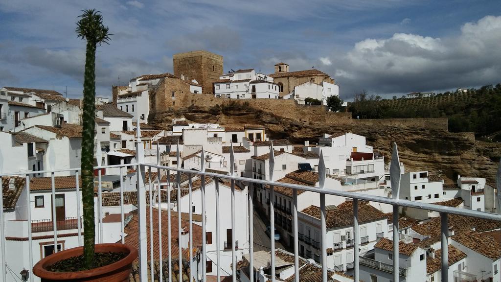 Casa De Las Lanzas Setenil De Las Bodegas Exterior foto